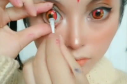 哪吒化妆小姐姐,还原神话英雄的神秘面纱