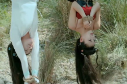 美女脱光衣服图片,惊艳众生，引发热议