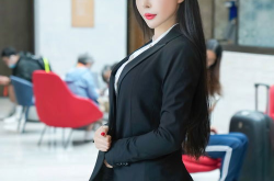 美女图片泳装尤果网,夏日风情，魅力四溢